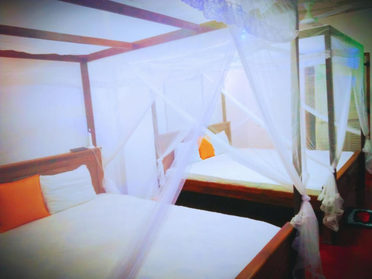 Tharurashmi Sea Pond Villa & Surf Hostel - Hiriketiya Dikwella Dış mekan fotoğraf